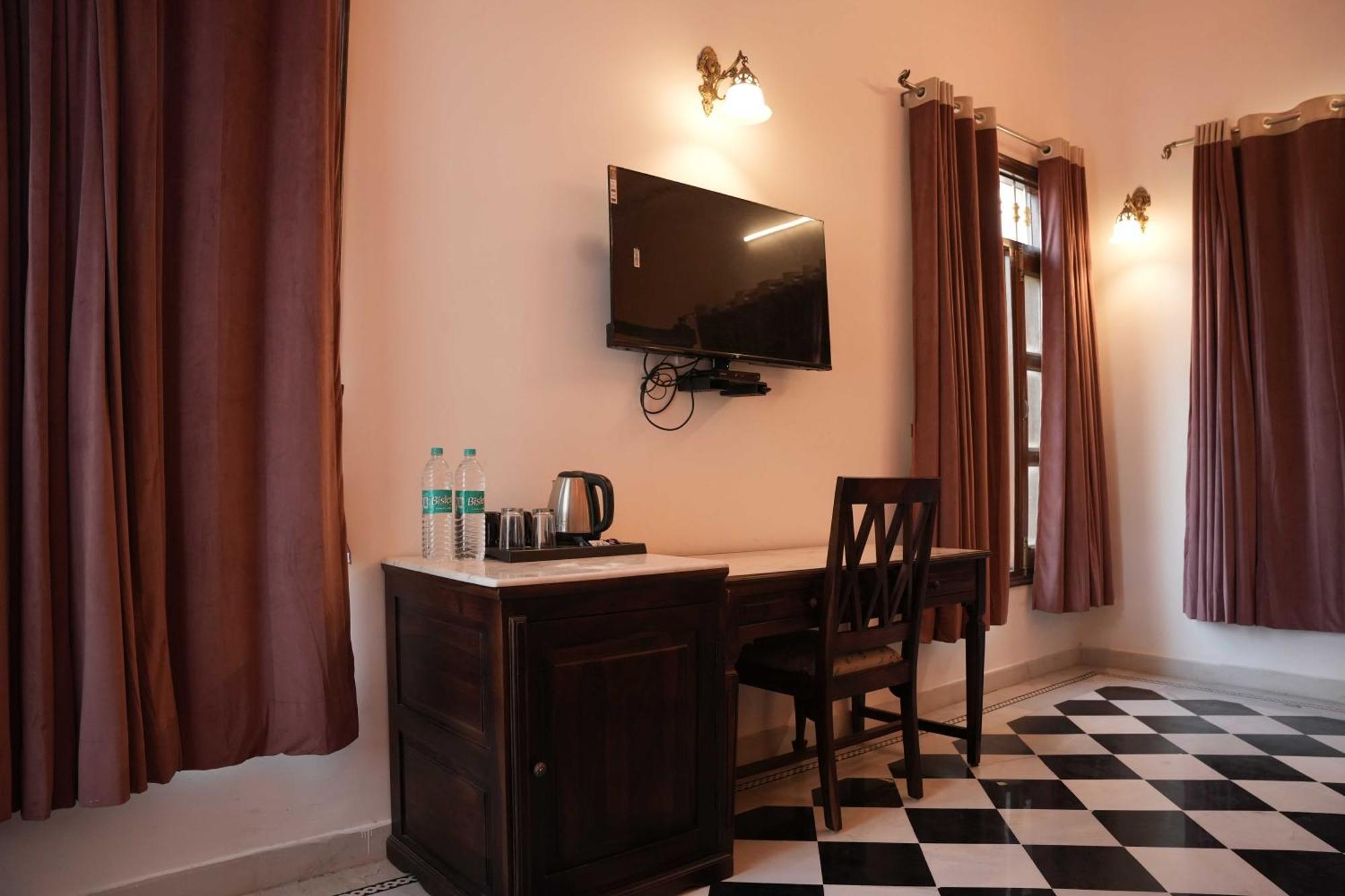 Hotel Karohi Villa Udajpur Exteriér fotografie
